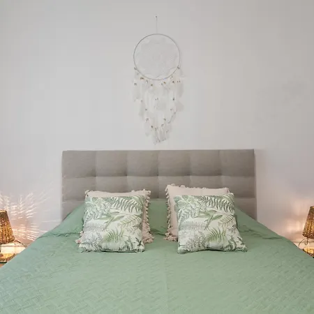 Beachside First Floor *