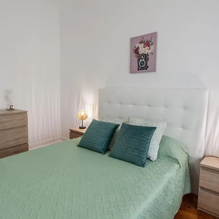 New! Beachside First Floor Costa da Caparica